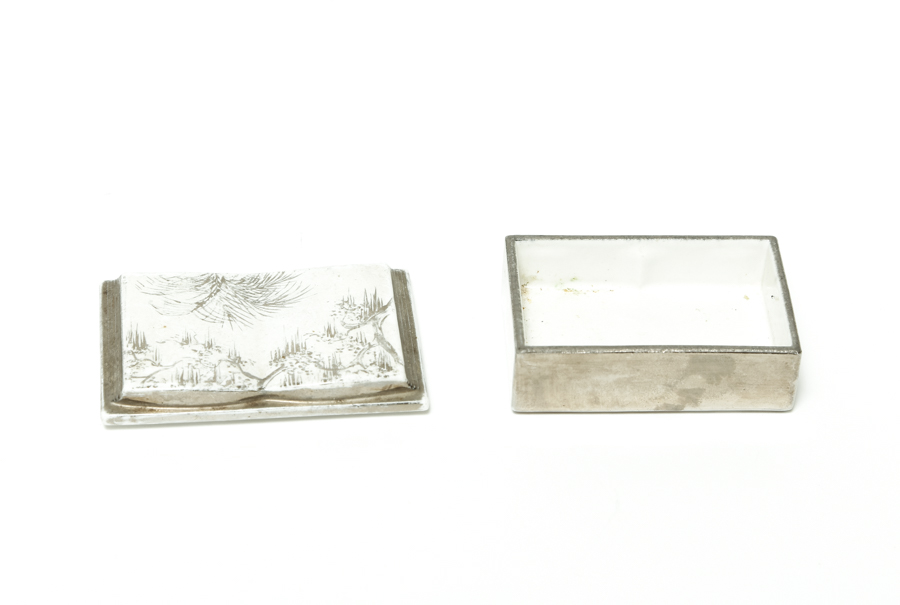 Platinum Palm Ware Set