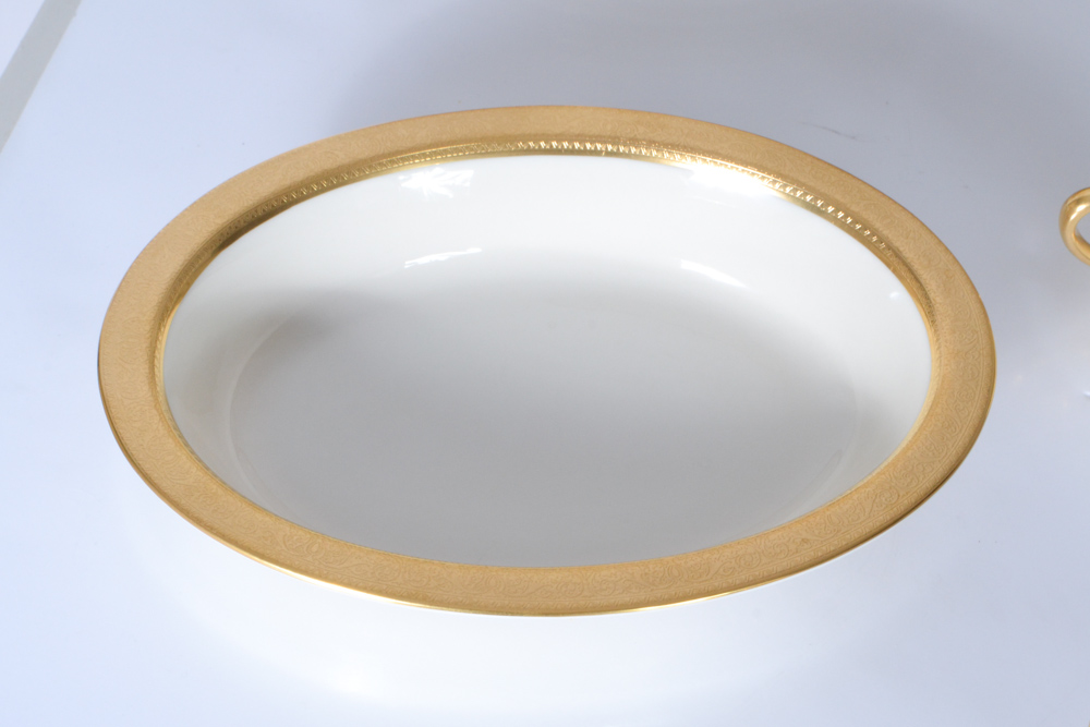 Lenox "Westchester" China Service for Twelve with Plate Chargers