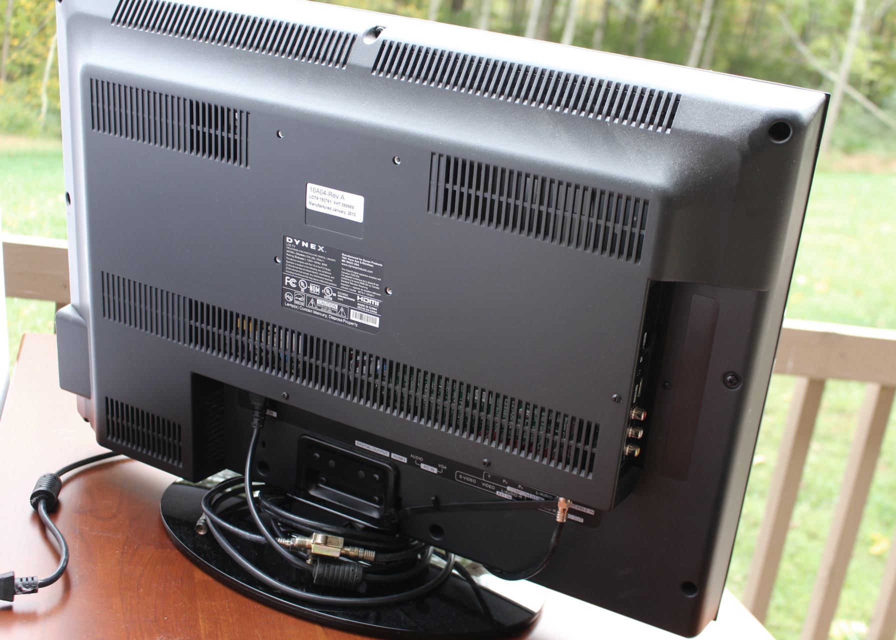 Dynex 26" Flat Screen TV and CD/DVD PLayer