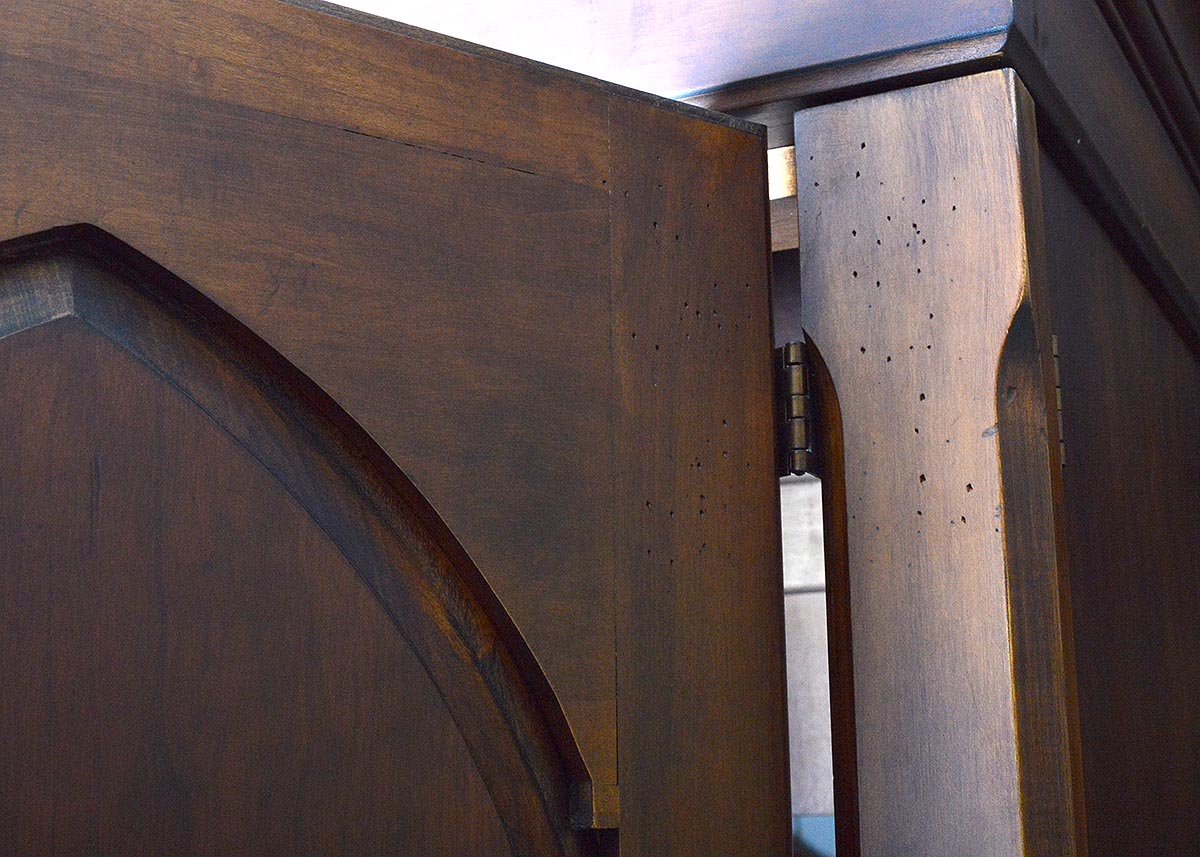 Romweber Viking Oak Entertainment Armoire