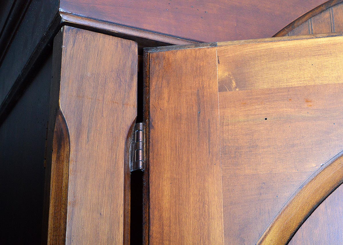 Romweber Viking Oak Entertainment Armoire