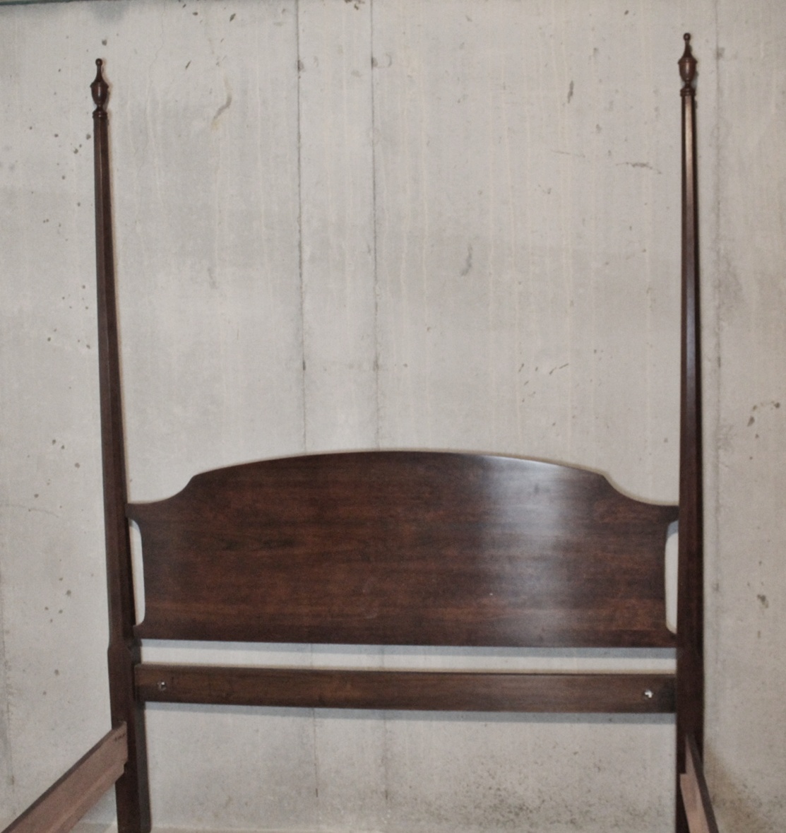 Crescent Queen Cherry Four Poster Bed Frame w/ Brass Medallions