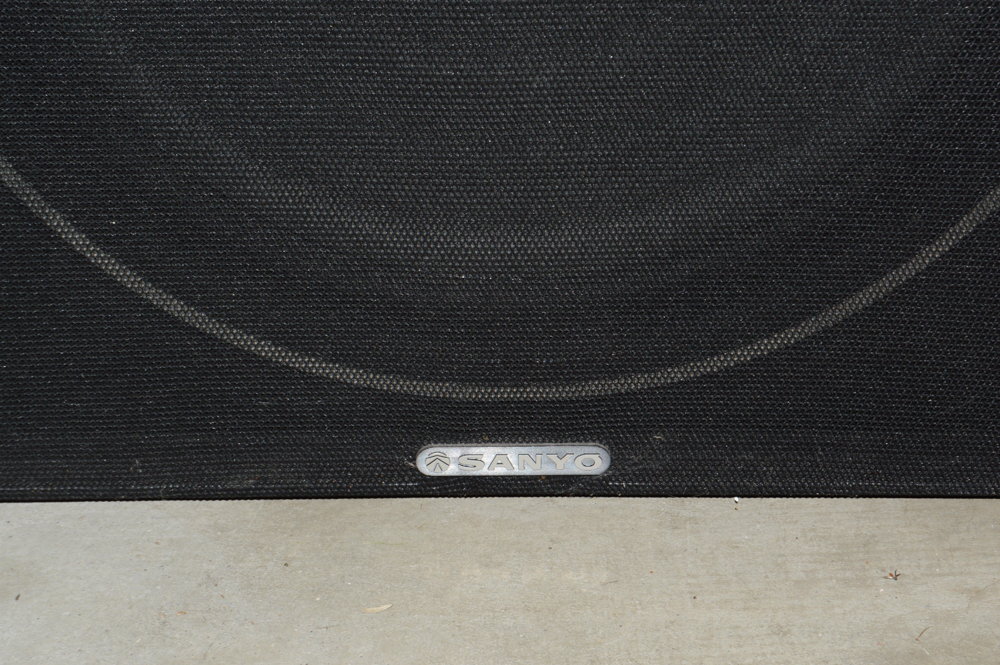 Pair of Sanyo Floor Speakers