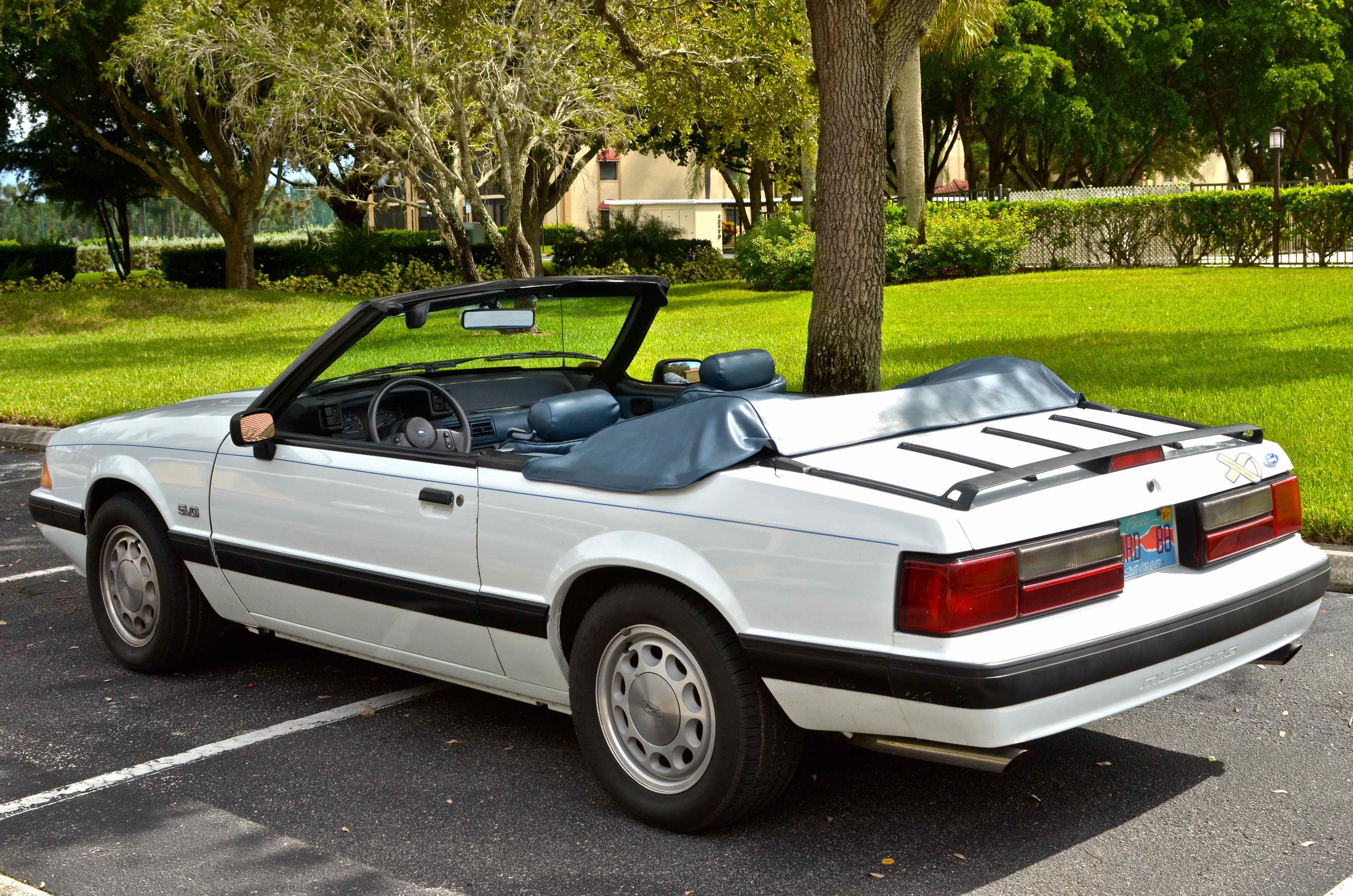 1988 Ford Mustang LX Convertible