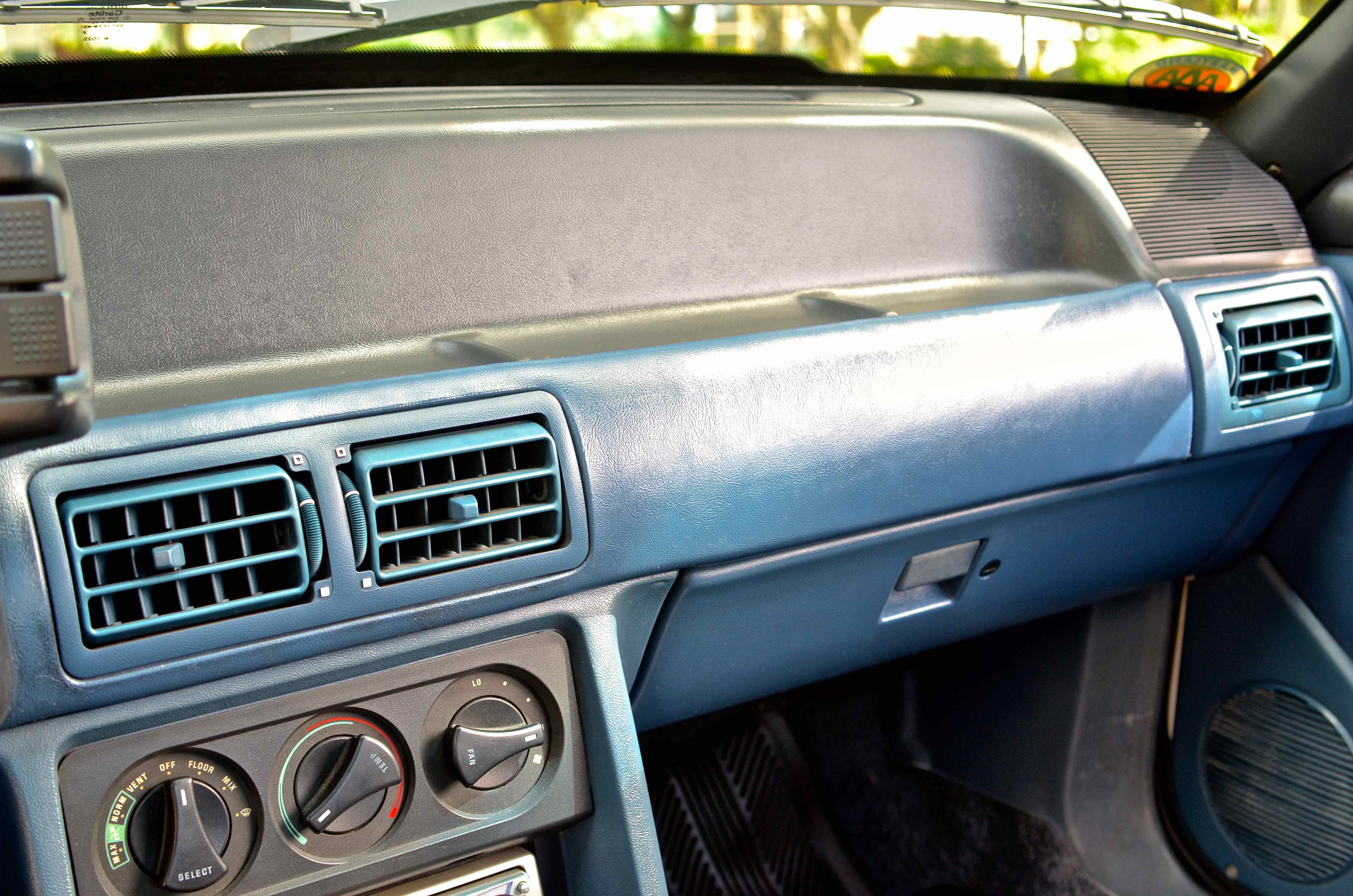 1988 Ford Mustang LX Convertible