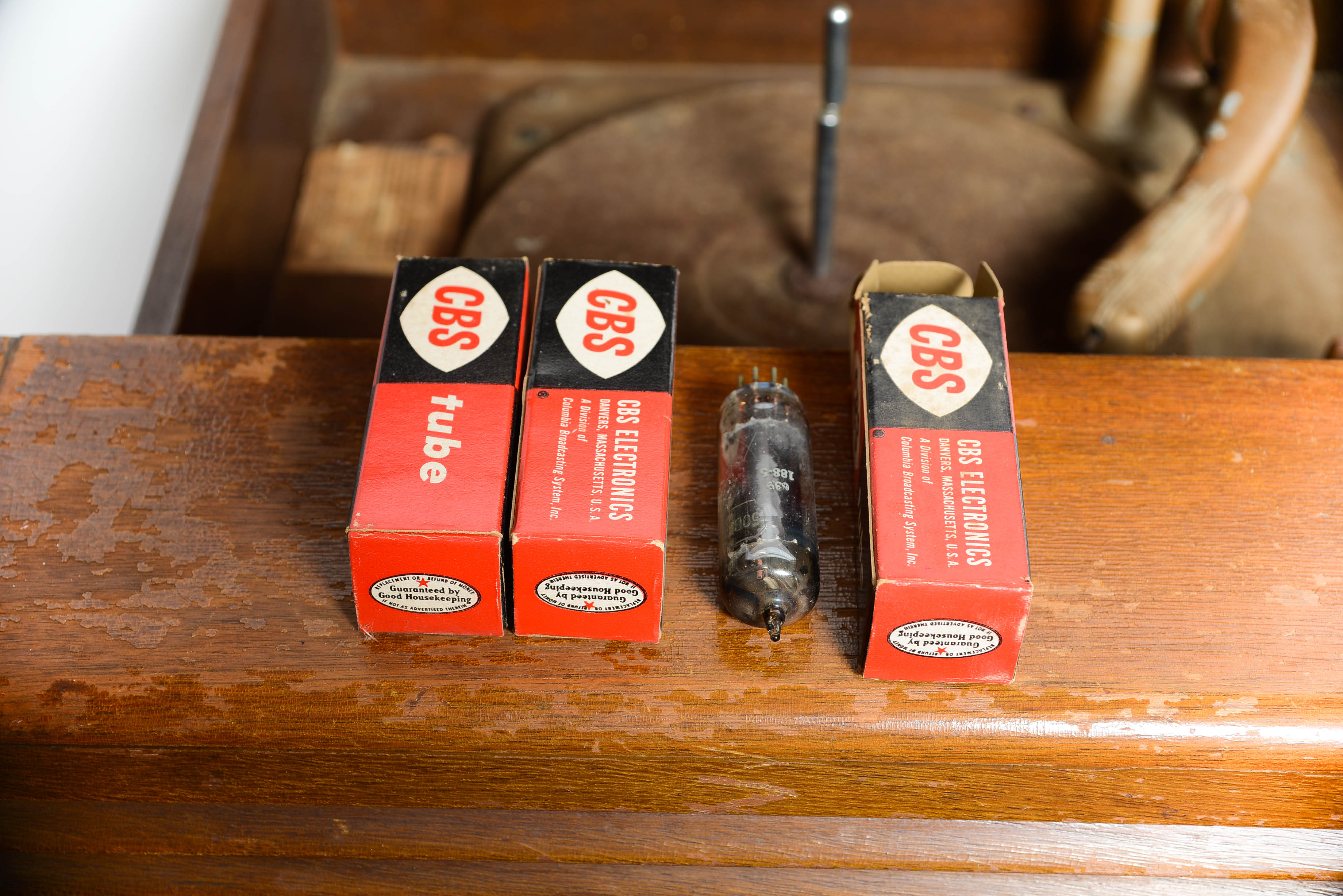 Antique True Tone Phonograph and Radio