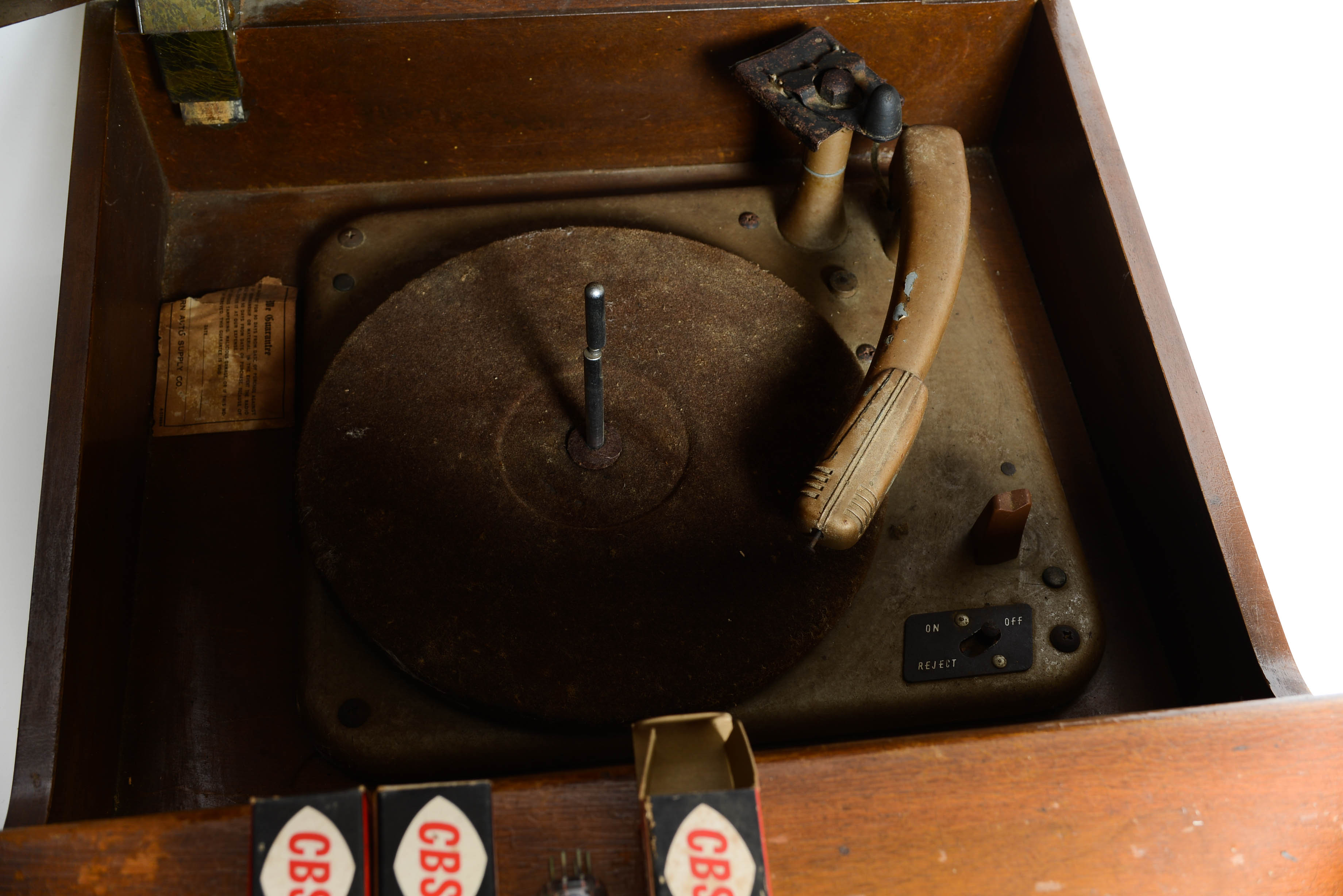 Antique True Tone Phonograph and Radio