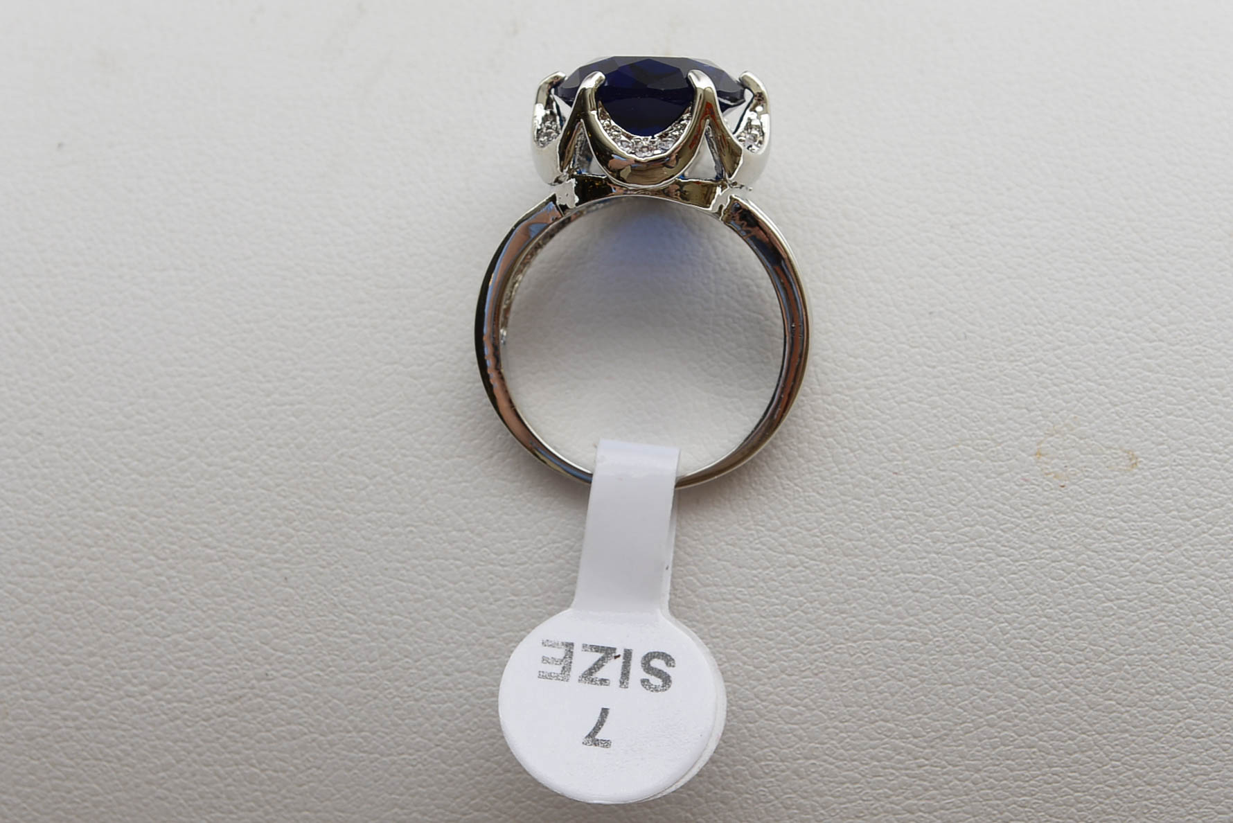 New Sterling Silver Size 7 Ring