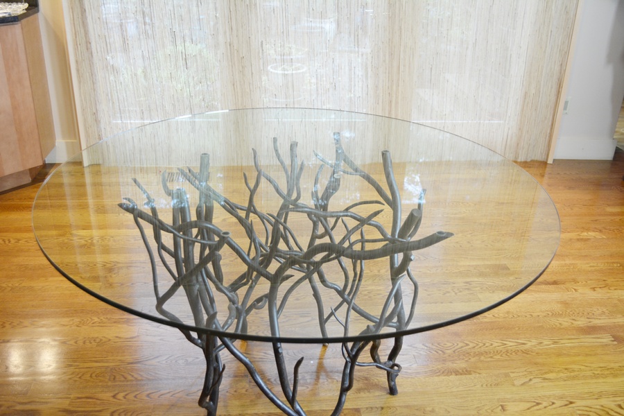 De Luco Wrought Iron Tree Branch Table and Four Wood Chairs