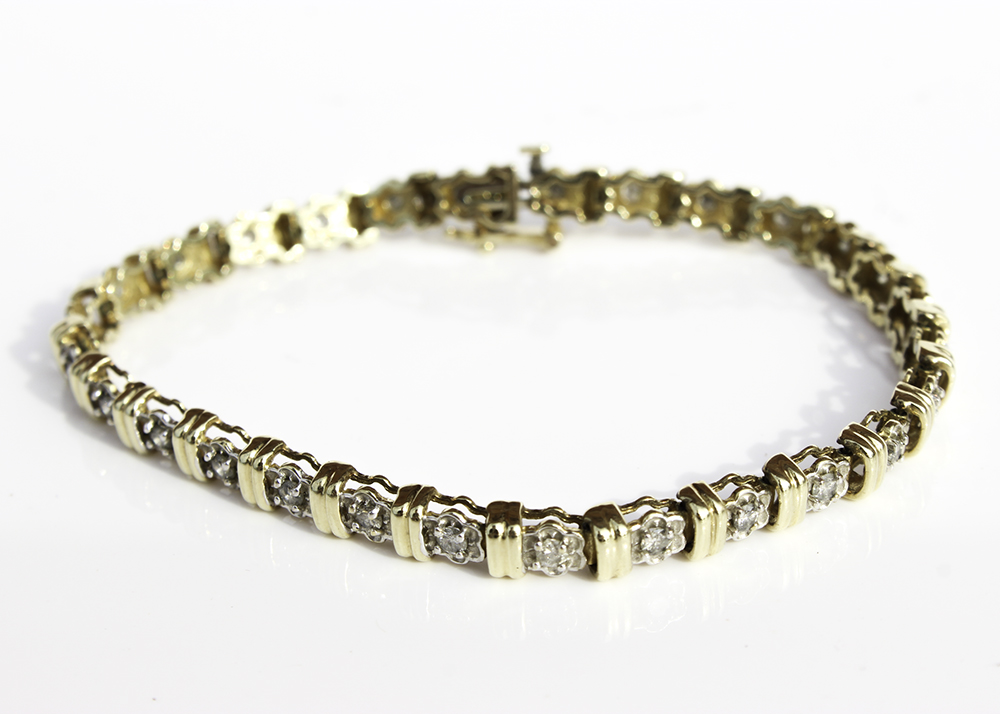 10K Gold and Diamond Tennis Bracelet