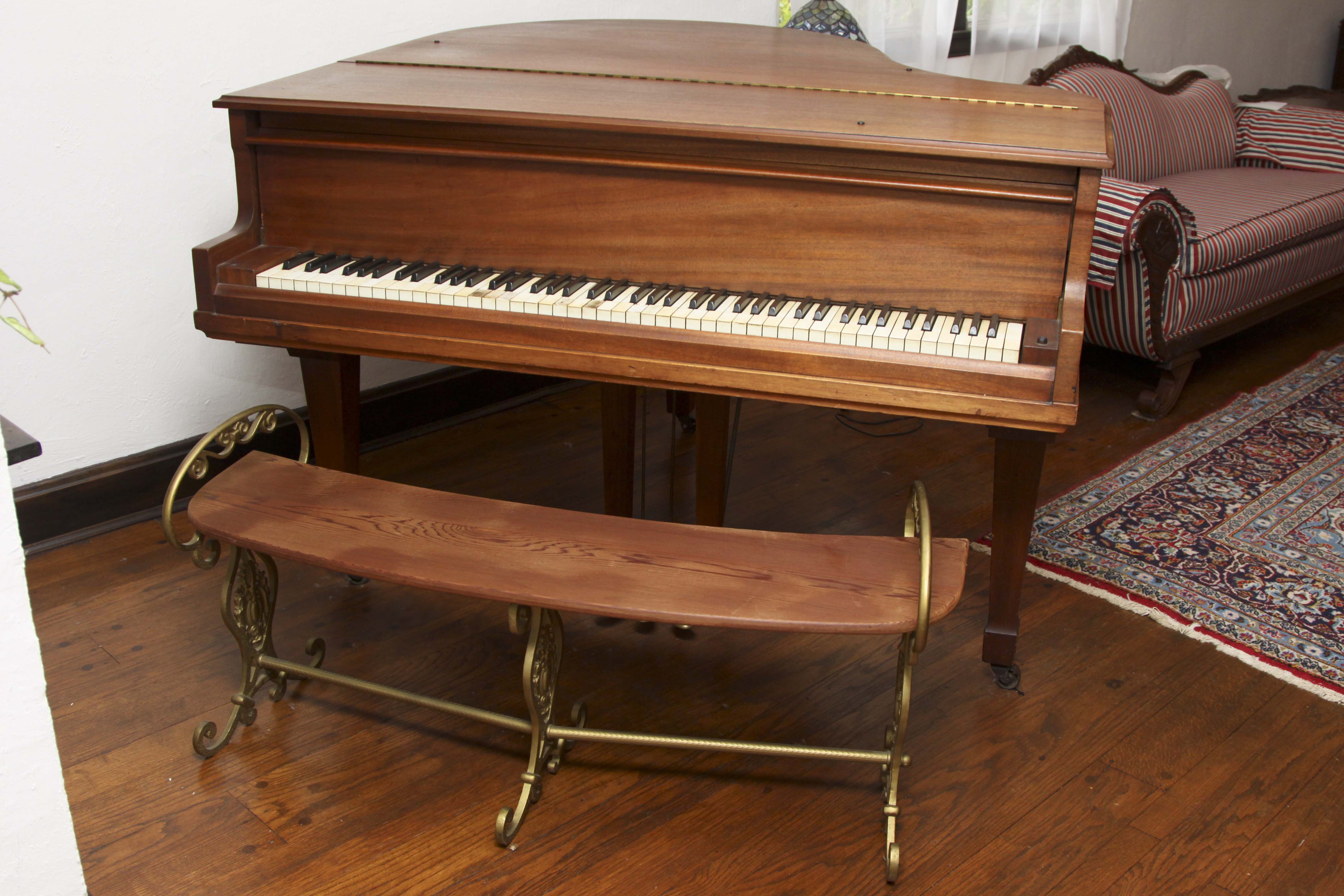Starr Piano Co. Baby Grand Piano Circa 1930's