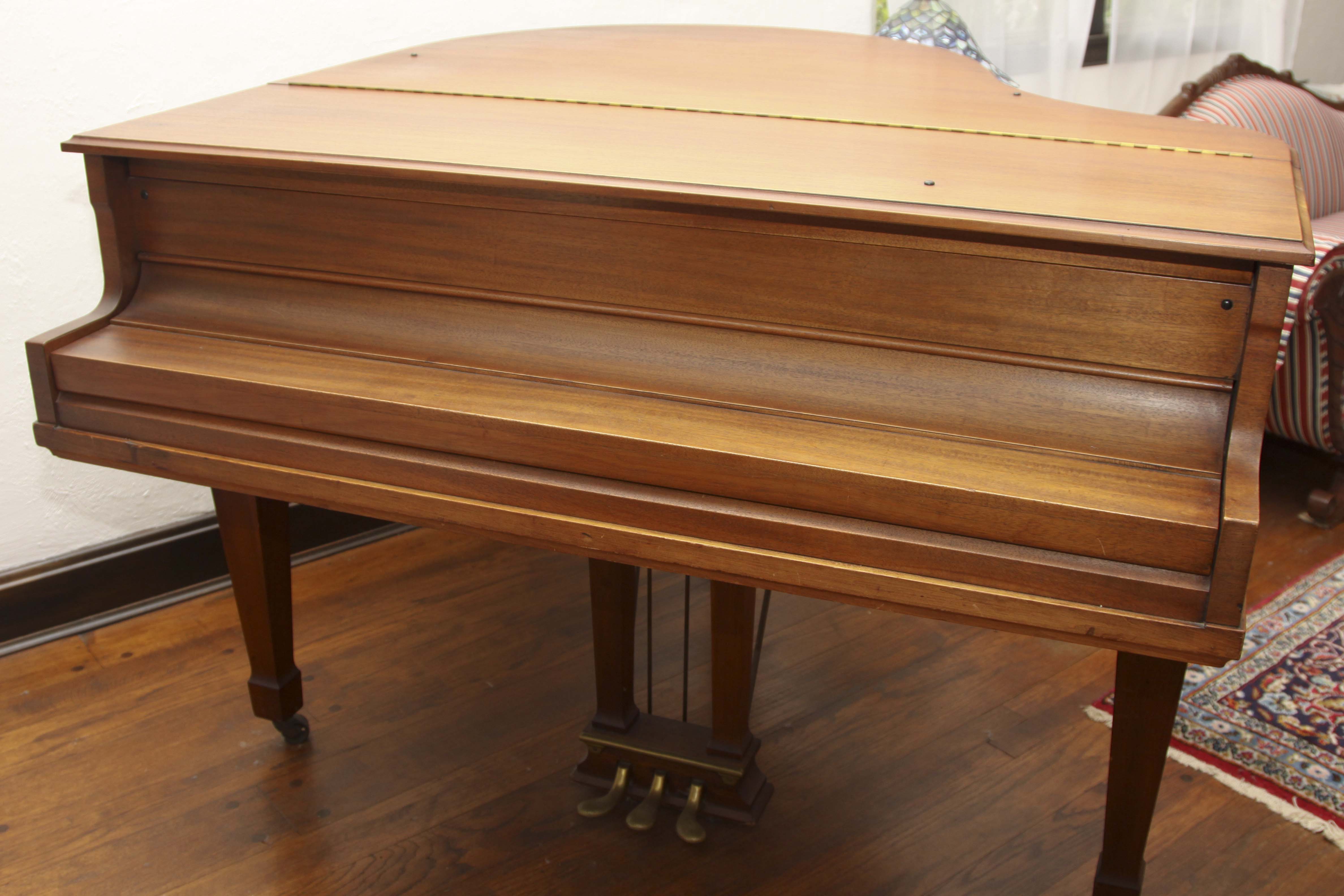 Starr Piano Co. Baby Grand Piano Circa 1930's