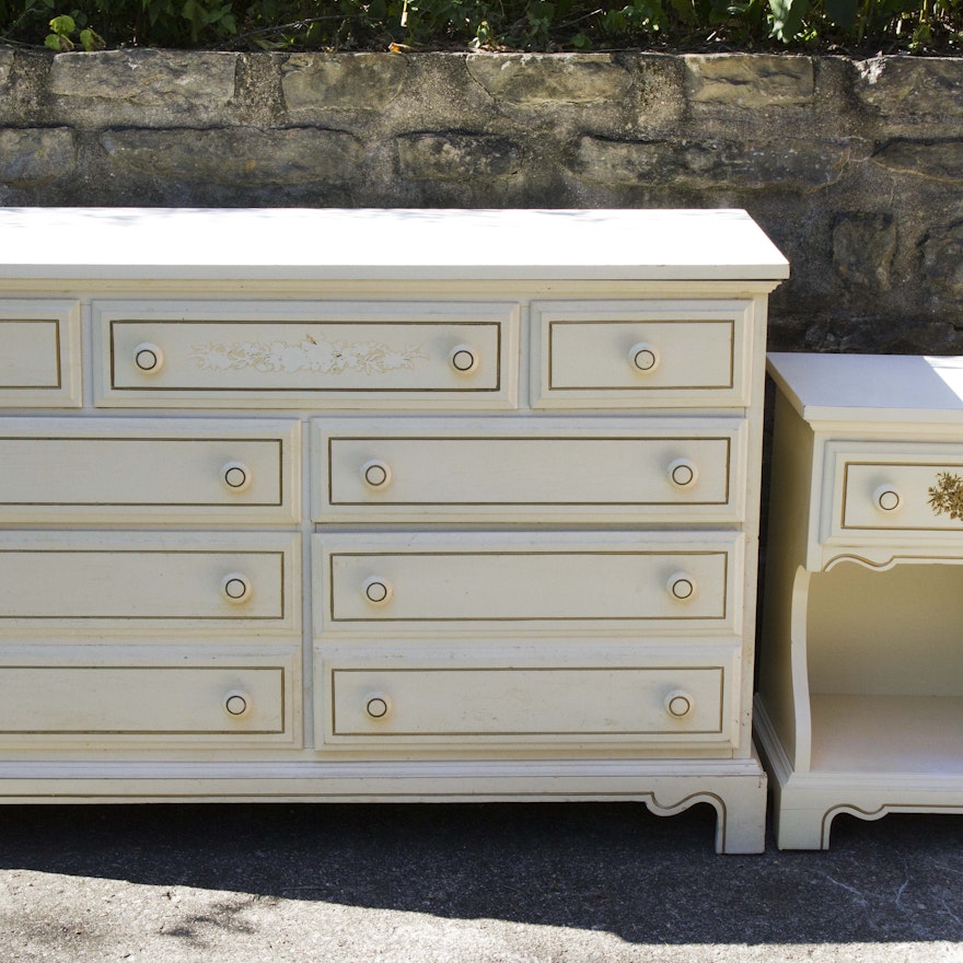 Vintage Dixie Dresser and Nightstand