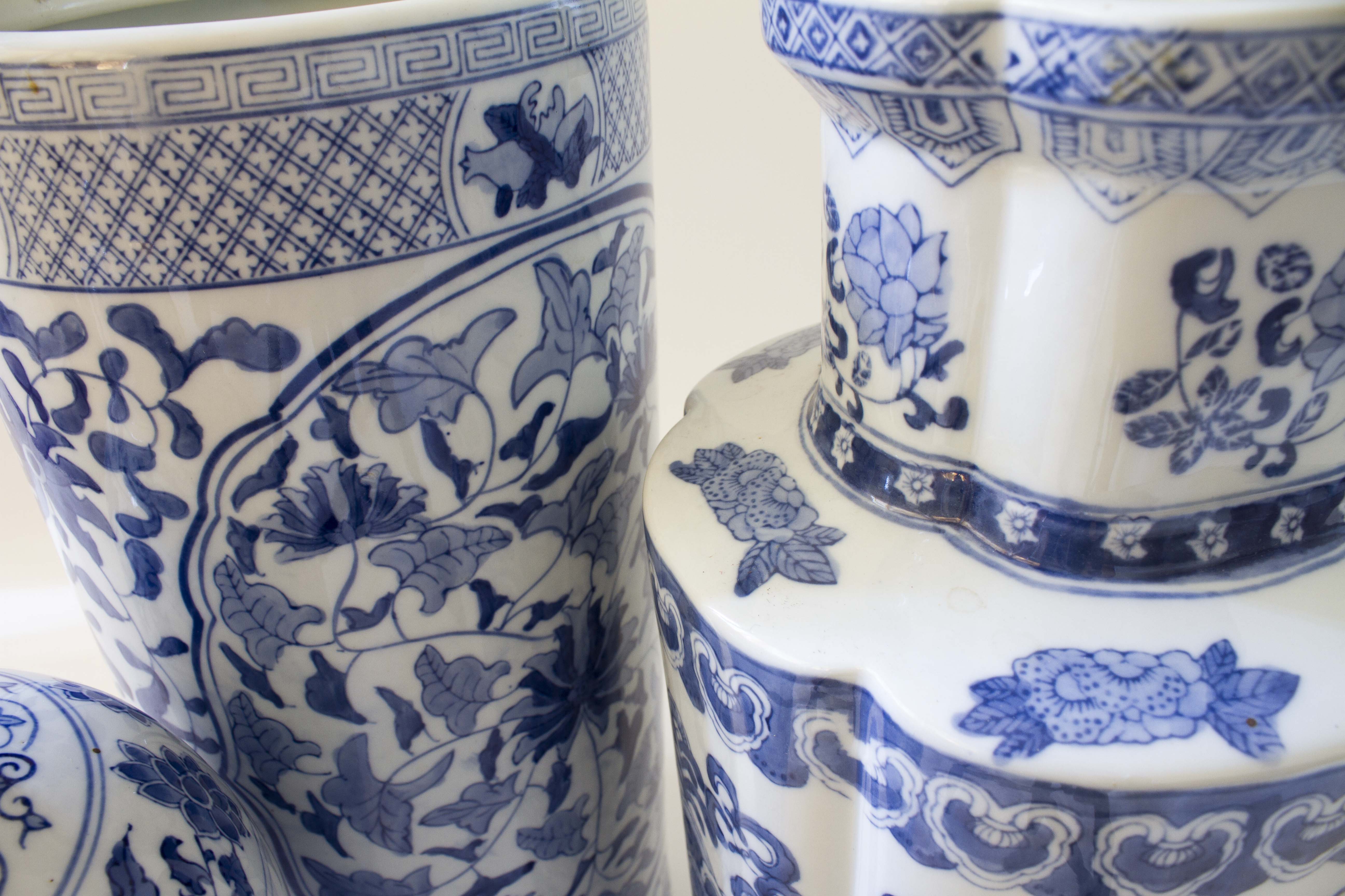 Blue and White Chinese Style Decor