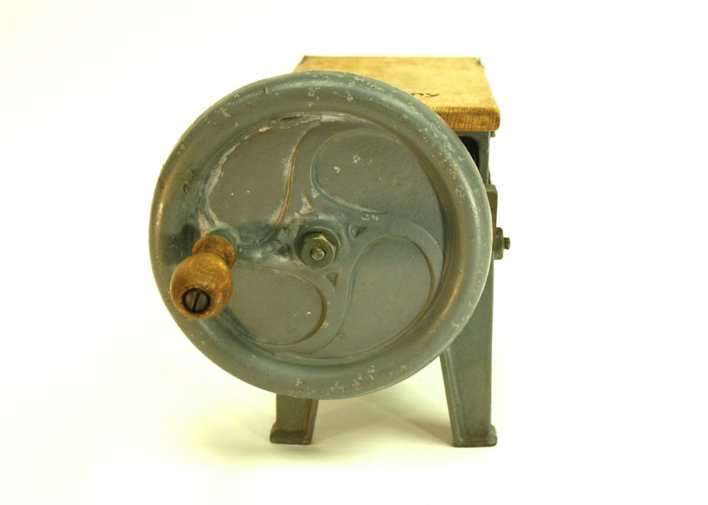 Vintage "Teck 1" German Tobacco Cutter