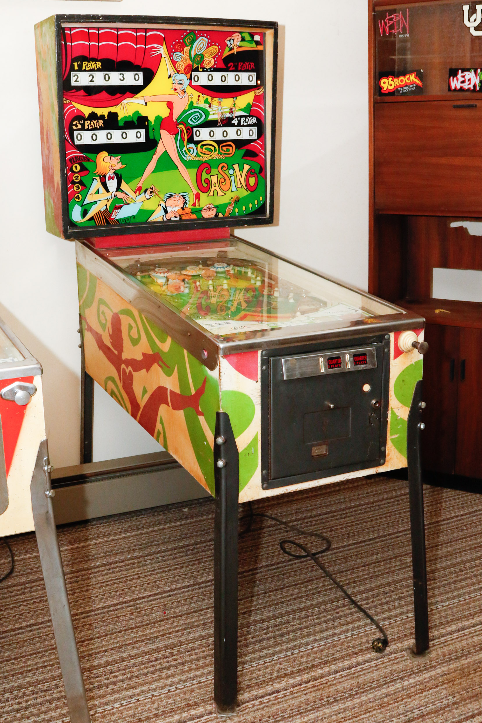 "Casino" Pinball Machine by Chicago Coin