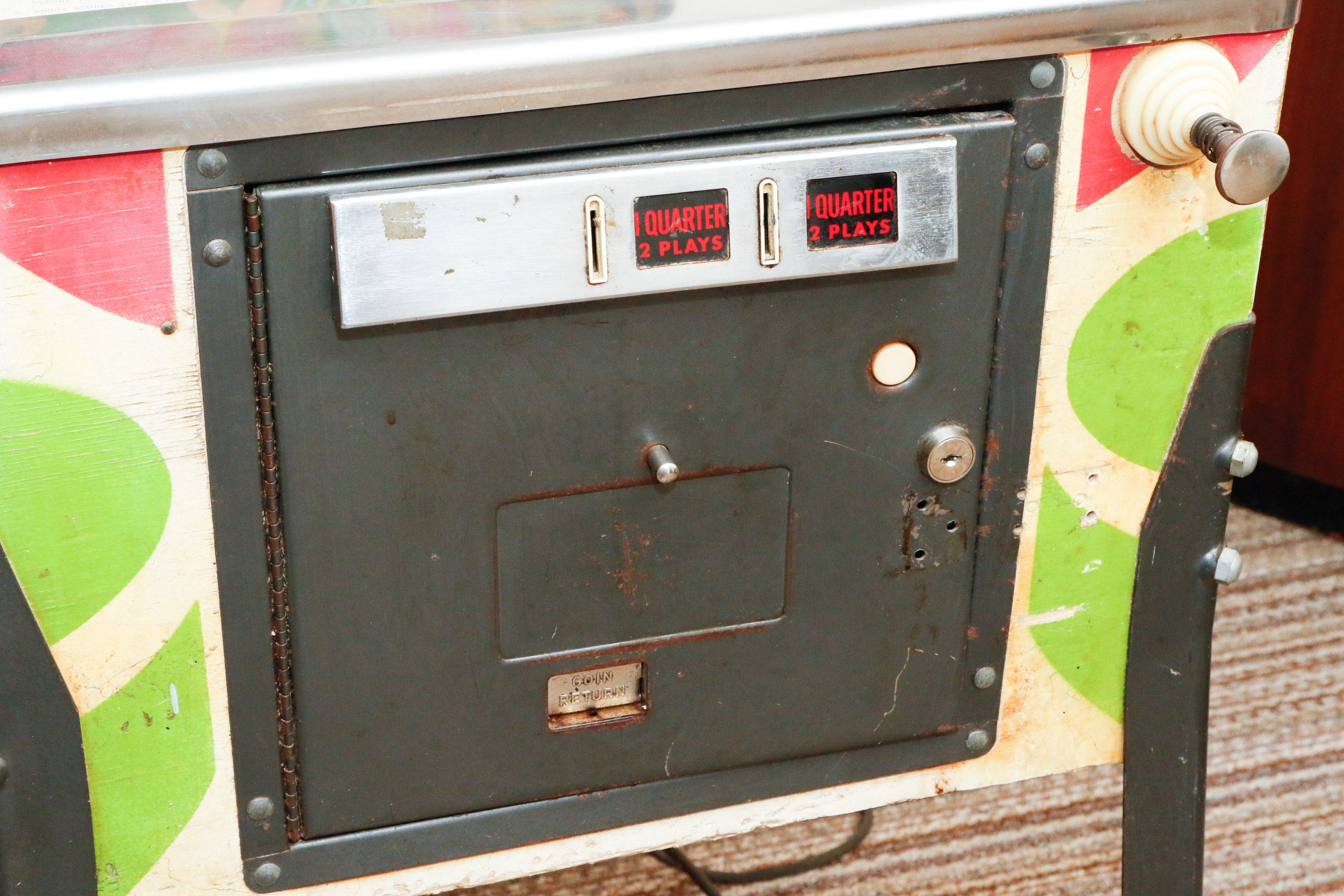 "Casino" Pinball Machine by Chicago Coin