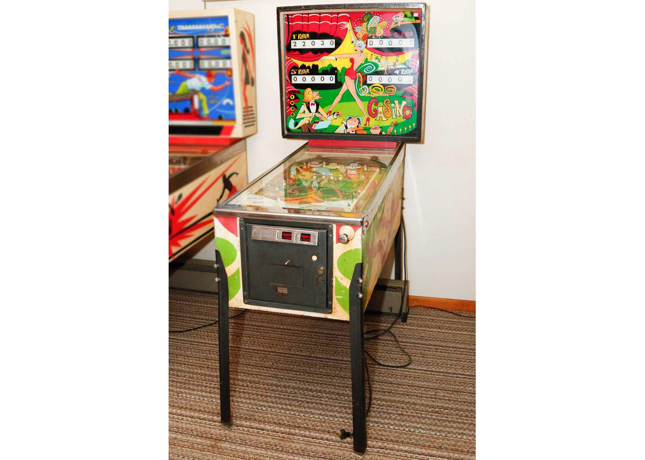 "Casino" Pinball Machine by Chicago Coin