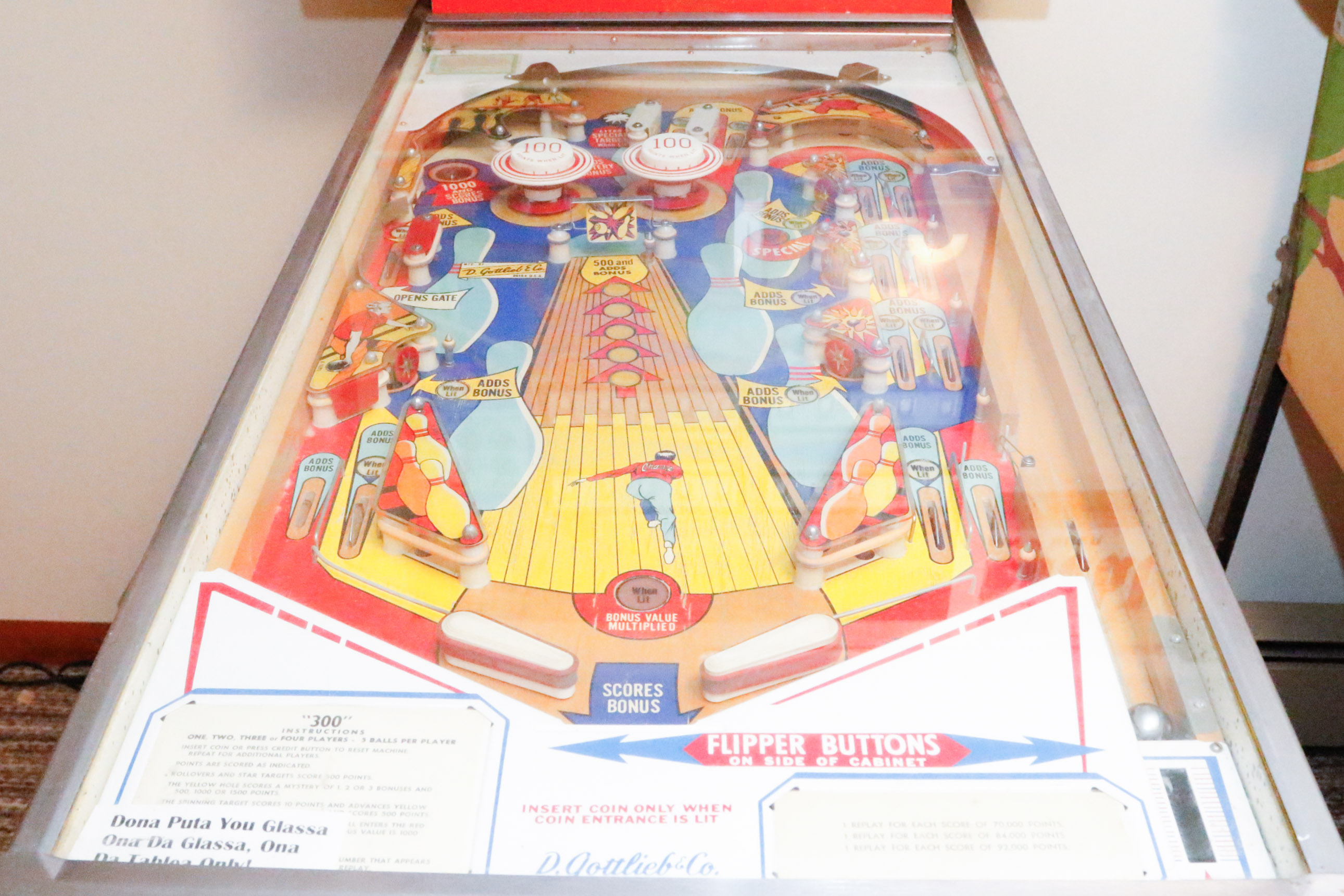 "300" Pinball Machine by D. Gottlieb & Co.