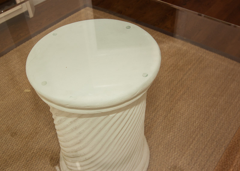 Glass top Pedestal Table