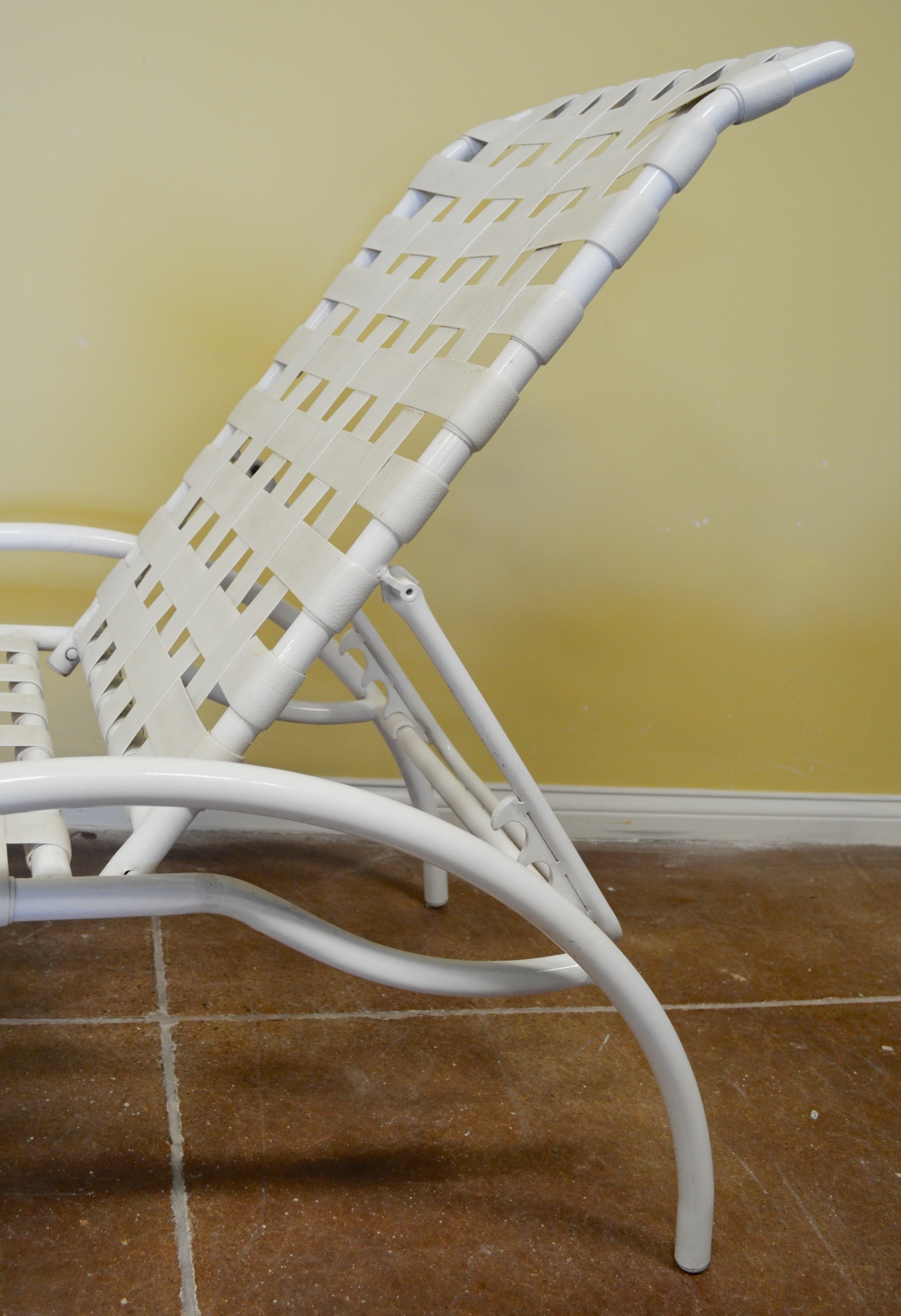 White Outdoor Lounge Chair