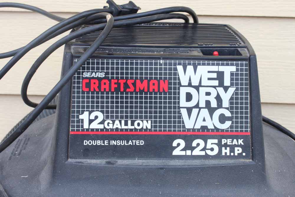 Craftsman 12 Gallon Wet Dry Vacuum