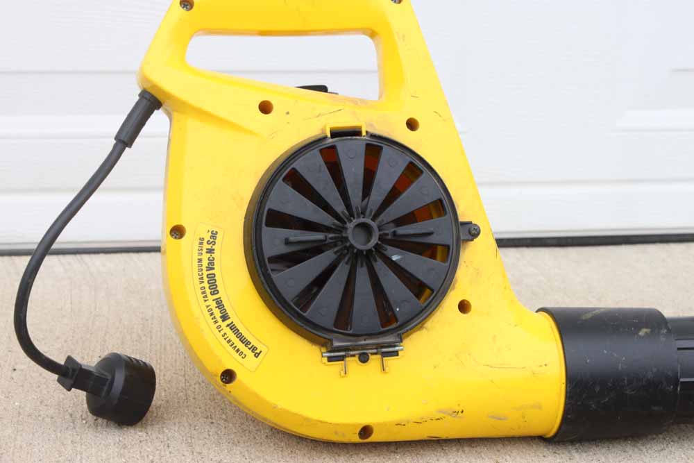 Paramount Vac-N-Sac Vacuum Blower