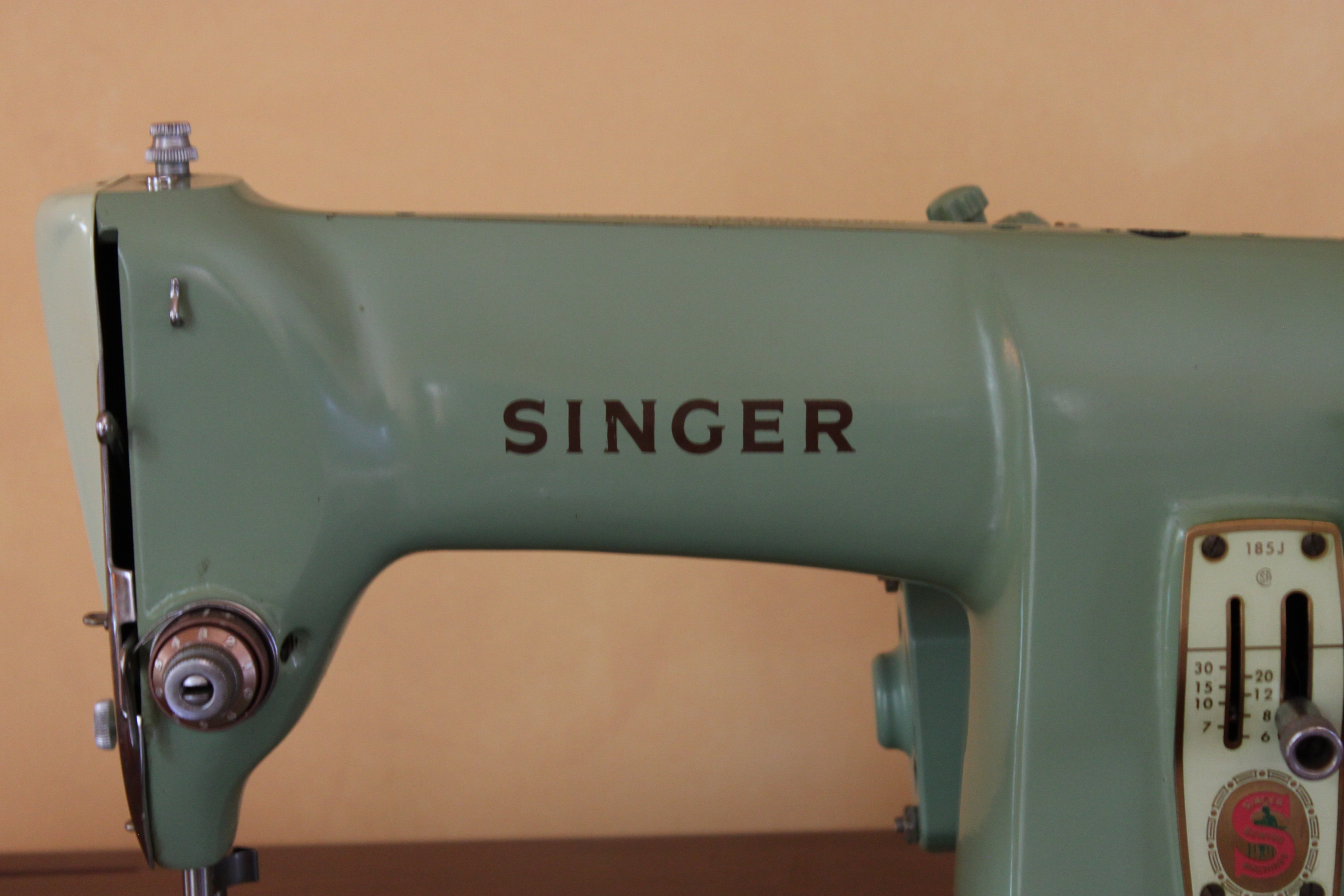 Vintage Singer Sewing Machine Model RFJ8-8 and Hideaway Stand