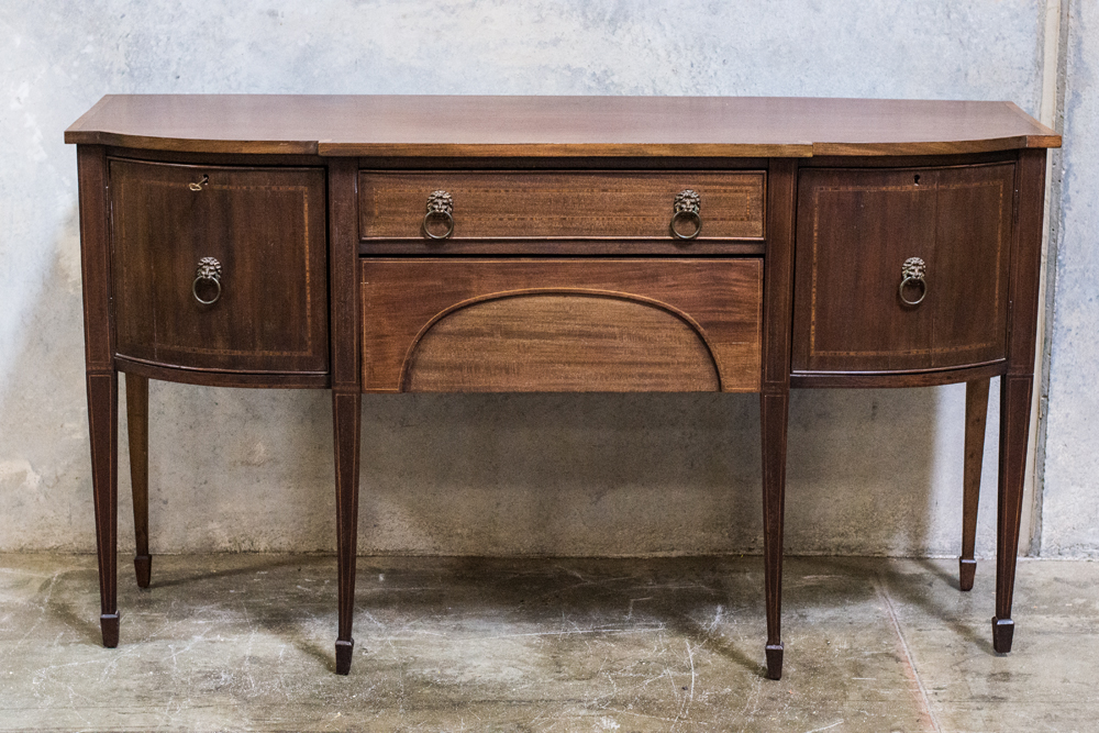 Sheraton Style Buffet Table