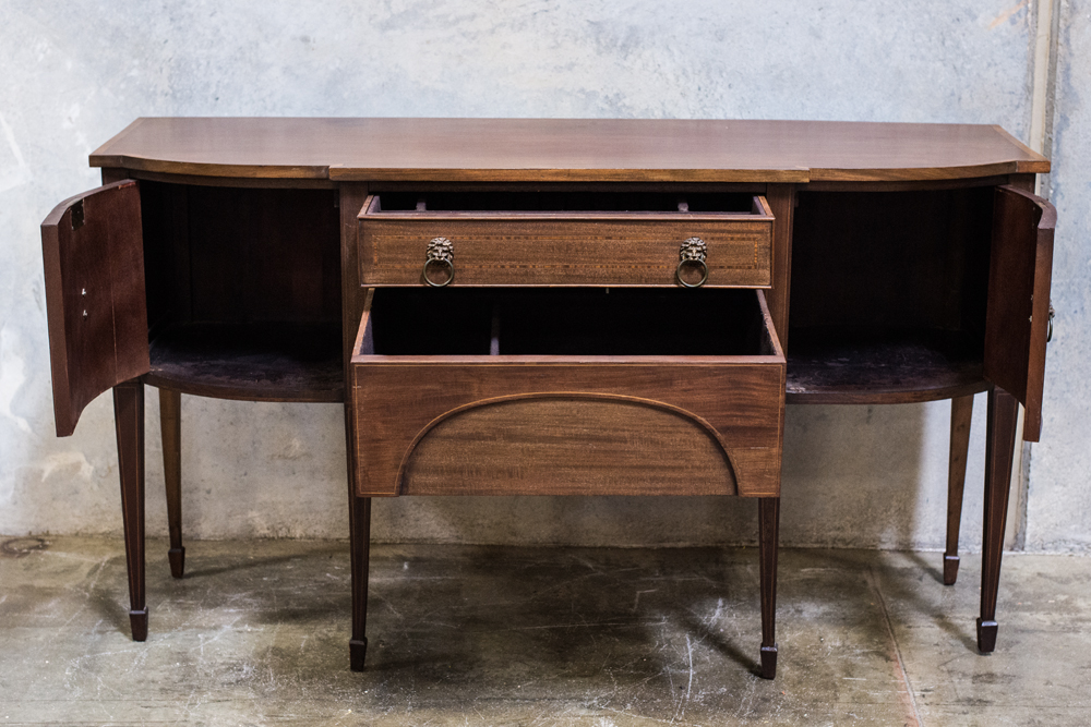Sheraton Style Buffet Table