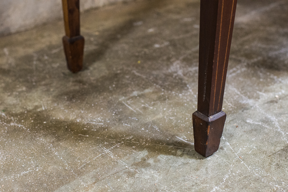 Sheraton Style Buffet Table