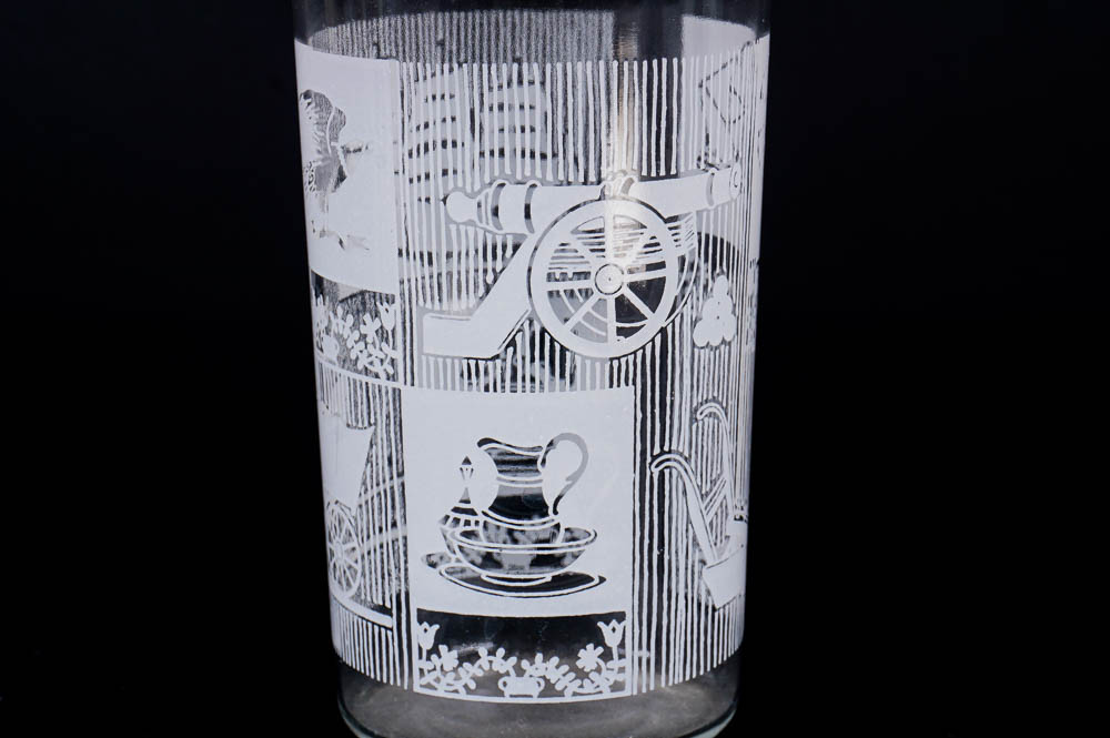 Vintage American Frontier Themed Tumblers with Silver Plate Tray