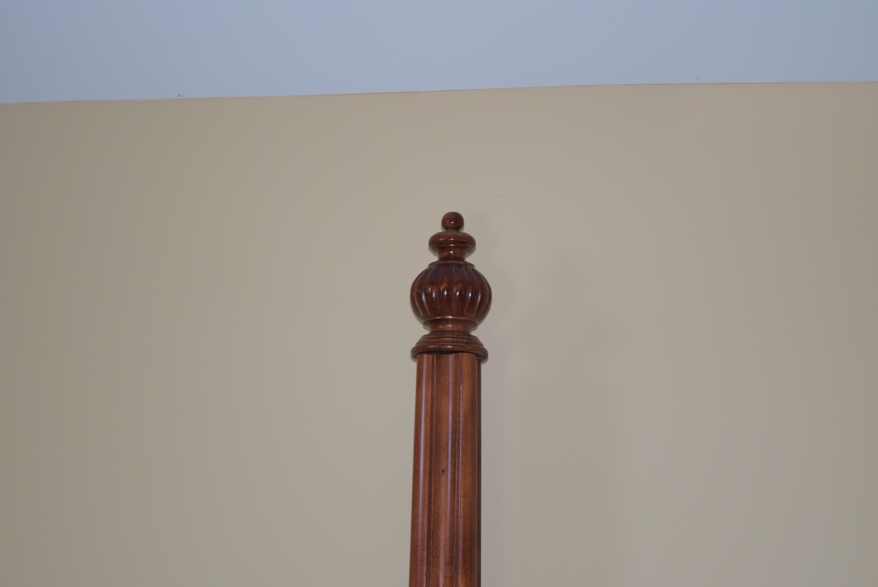 Pulaski Four-Poster Edwardian Style Bed