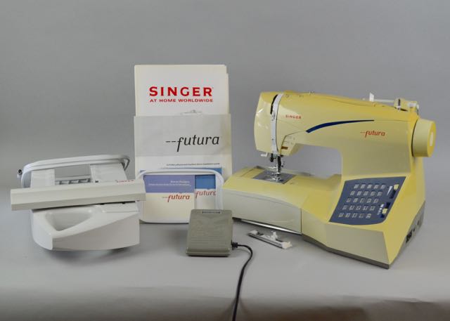 Singer Quantum Futura CE-200 Embroidery Sewing Machine