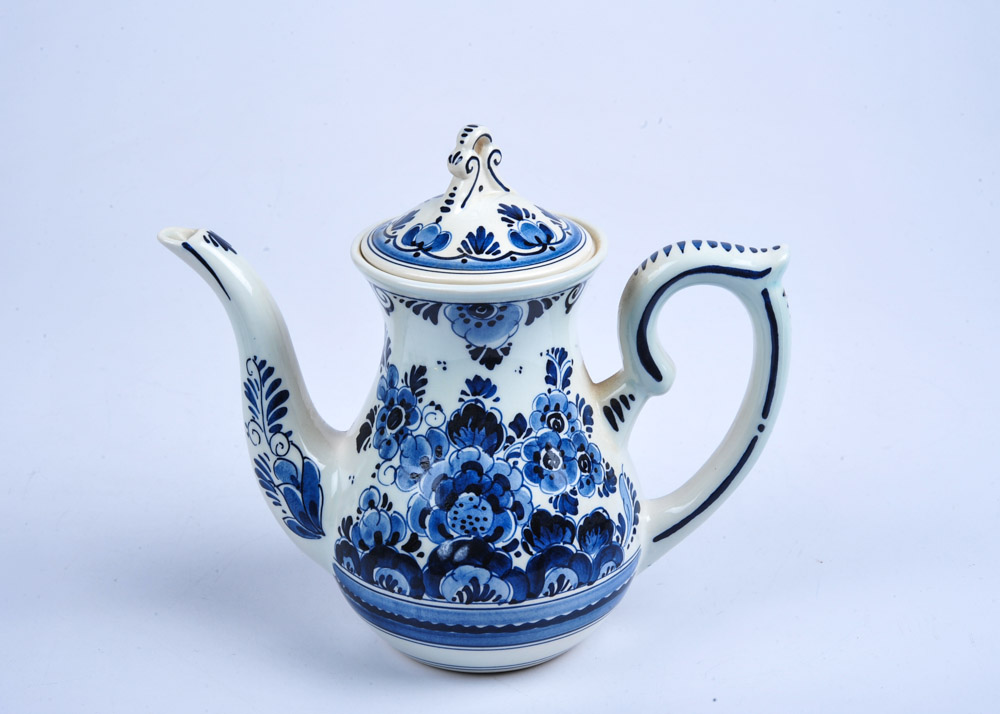 "Blue Flowers" China Collection