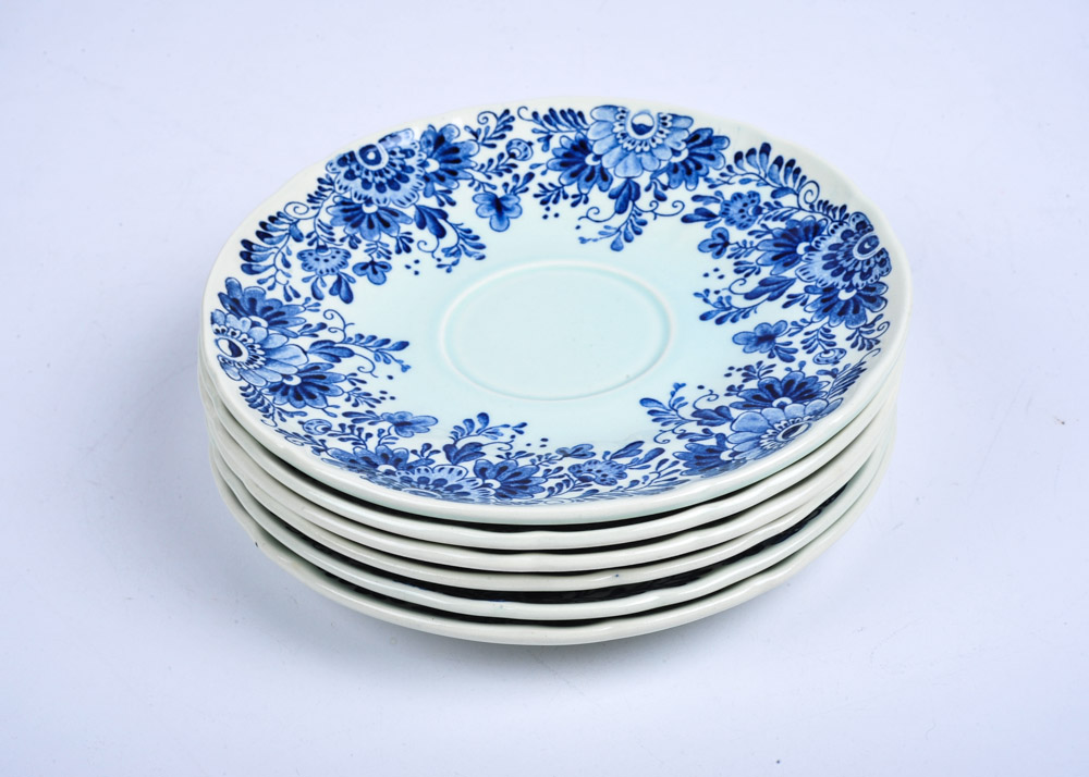 "Blue Flowers" China Collection