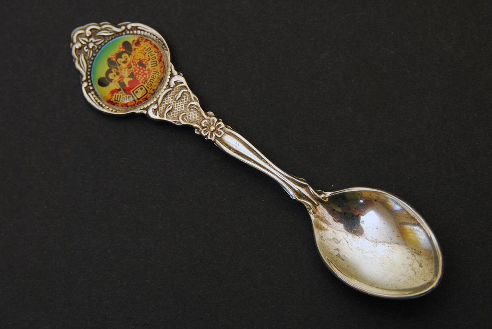 Walt Disney Jewelry and Collectibles