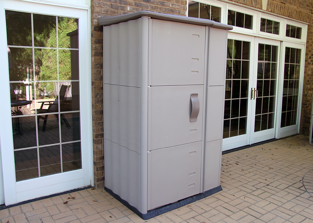 Rubbermaid Outdoor Storage Cabinet