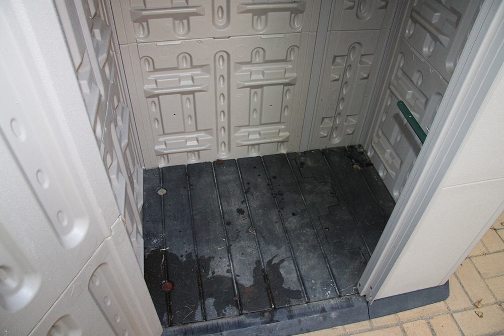 Rubbermaid Outdoor Storage Cabinet