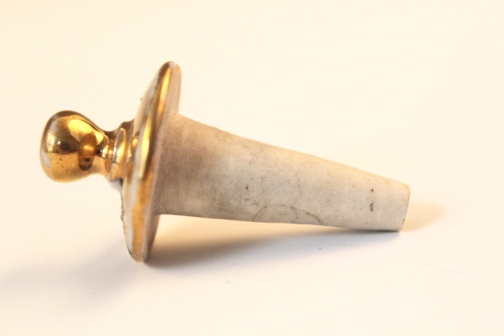 Late 19th to Early 20th Century Japanese Satsuma Porcelain Vessel