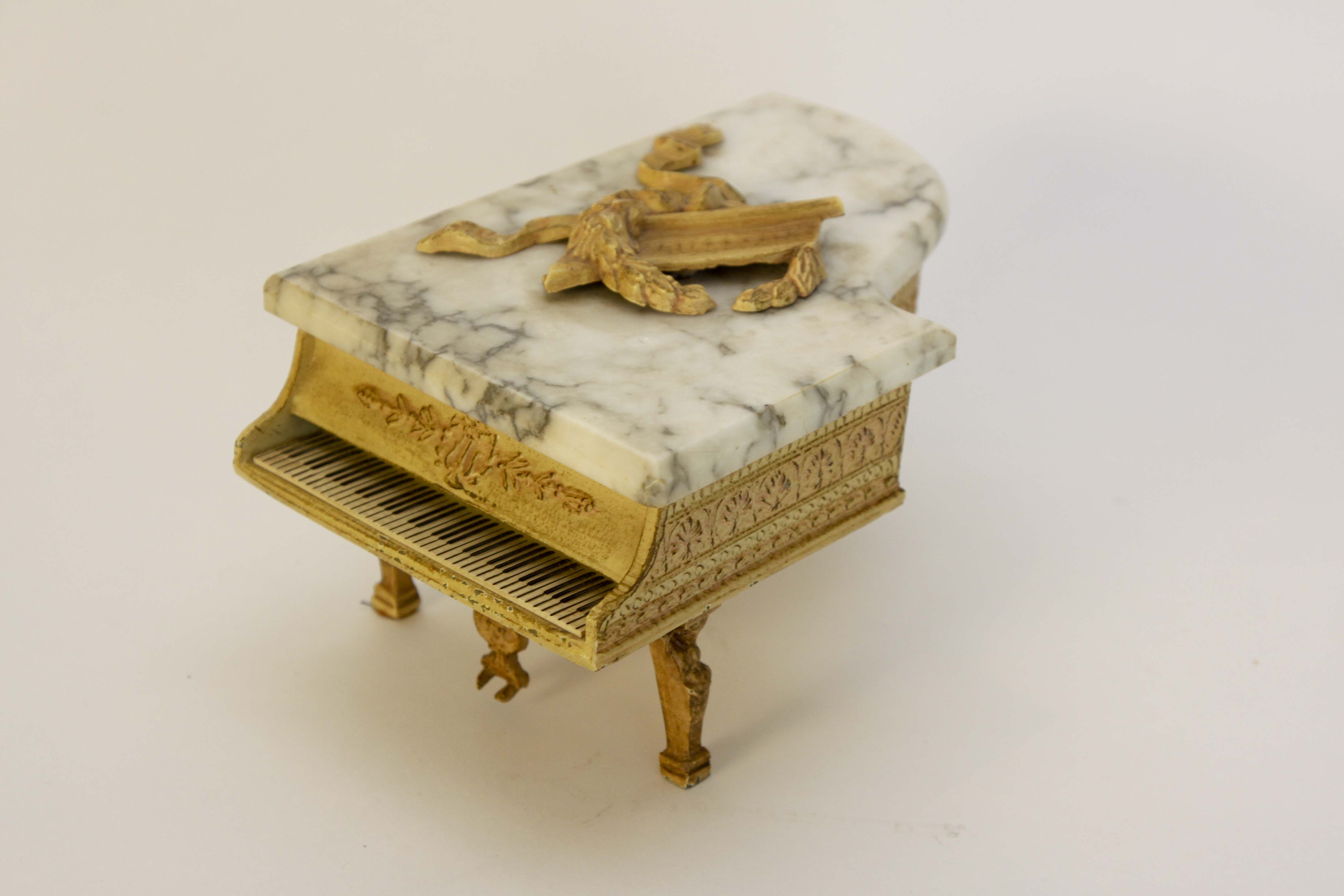 Vintage Italian Music Box with Pianist