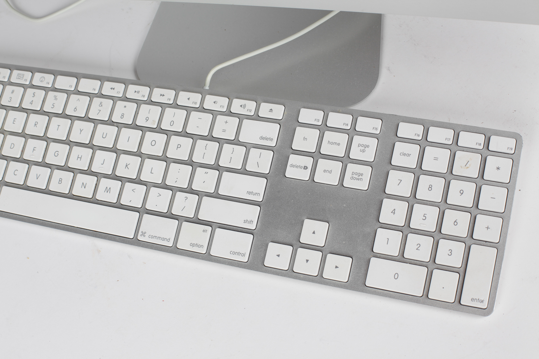 21.5" iMac Desktop Computer