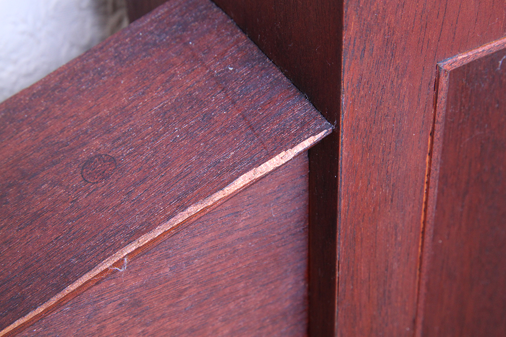 Solid Mahogany Pillared King Size Bed Frame