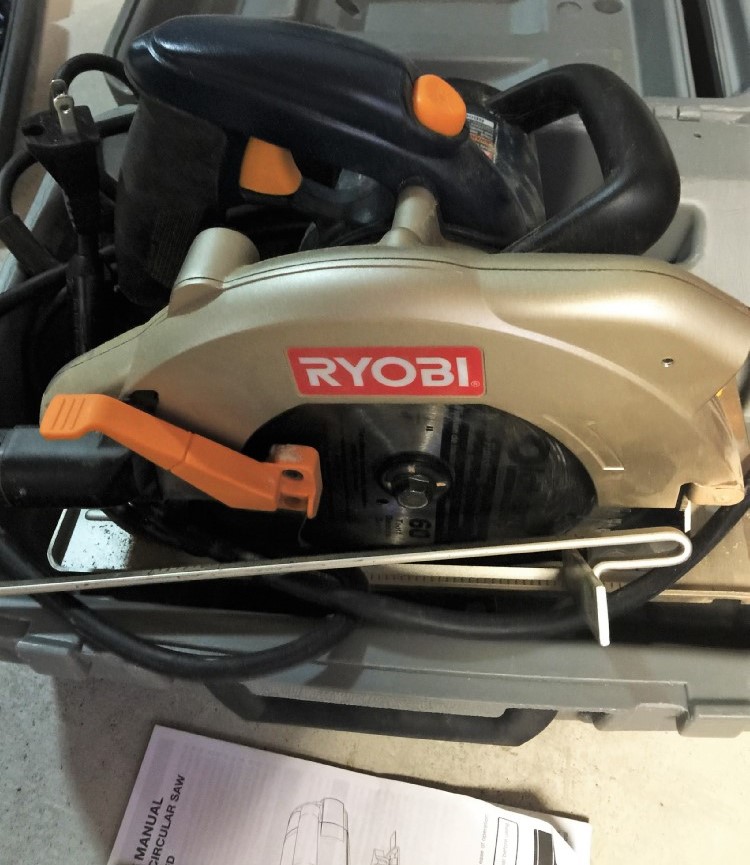 Ryobi Circular Saw with Case