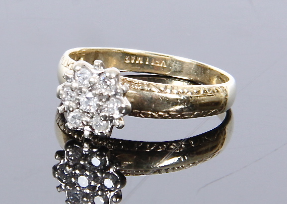 10K Gold Diamond Cluster Ring