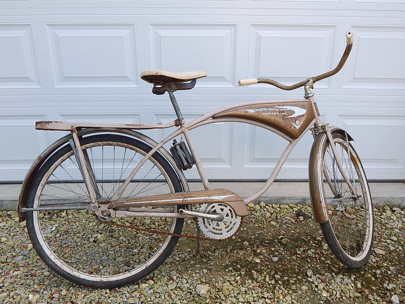 Vintage 1960's Montgomery Ward Hawthorne 26" Bicycle