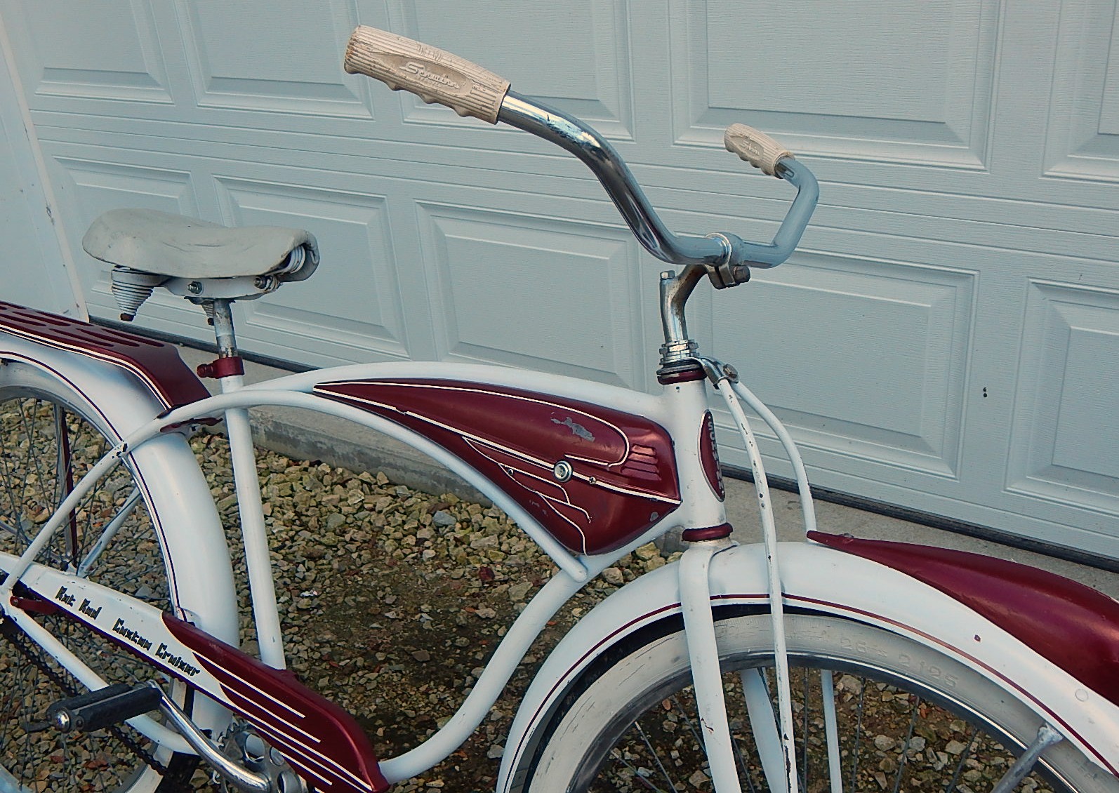 Vintage 1950's 26" Schwinn Tank Bicycle