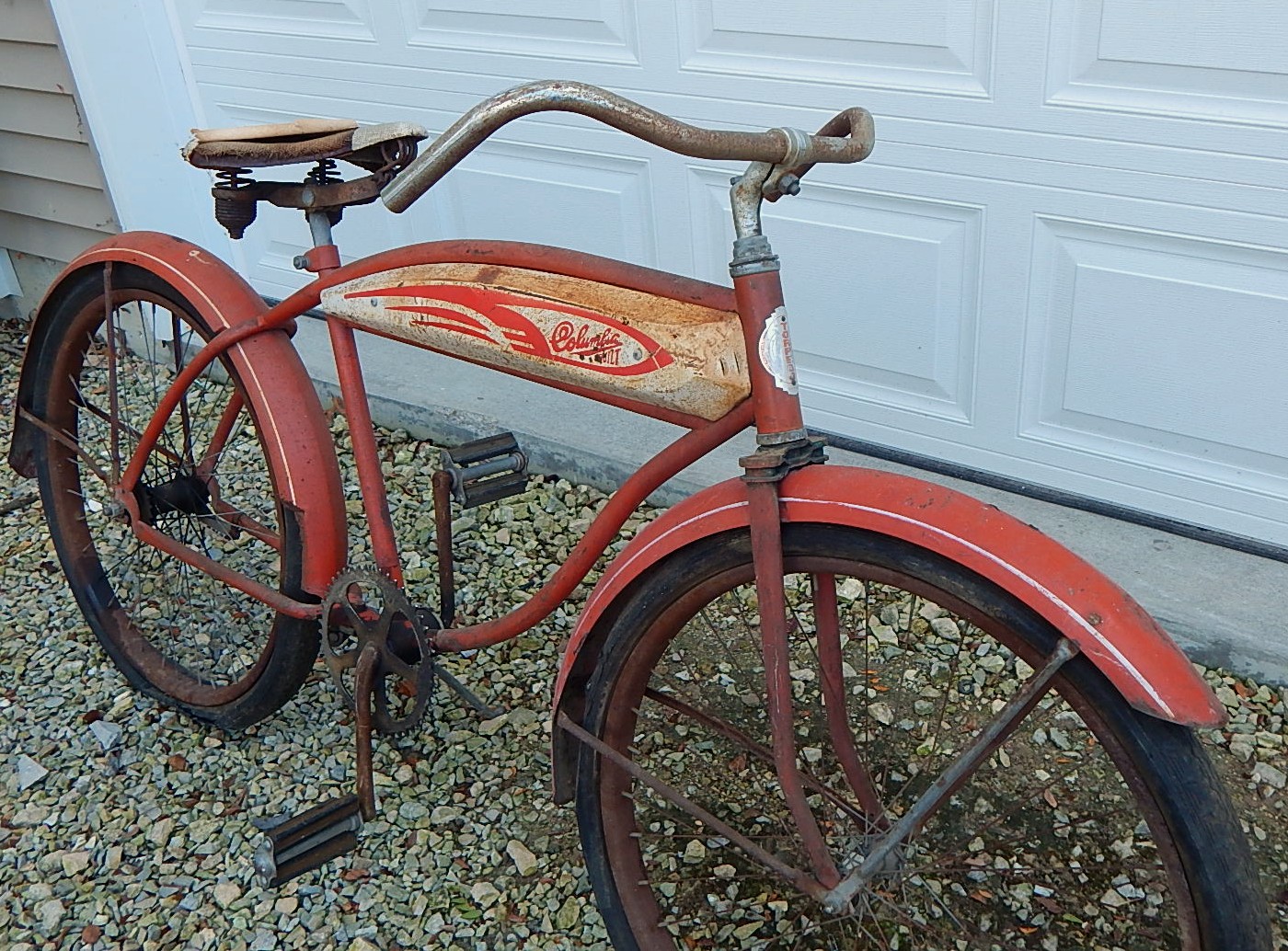 Vintage 1940's Columbia Torpedo Tank Bike