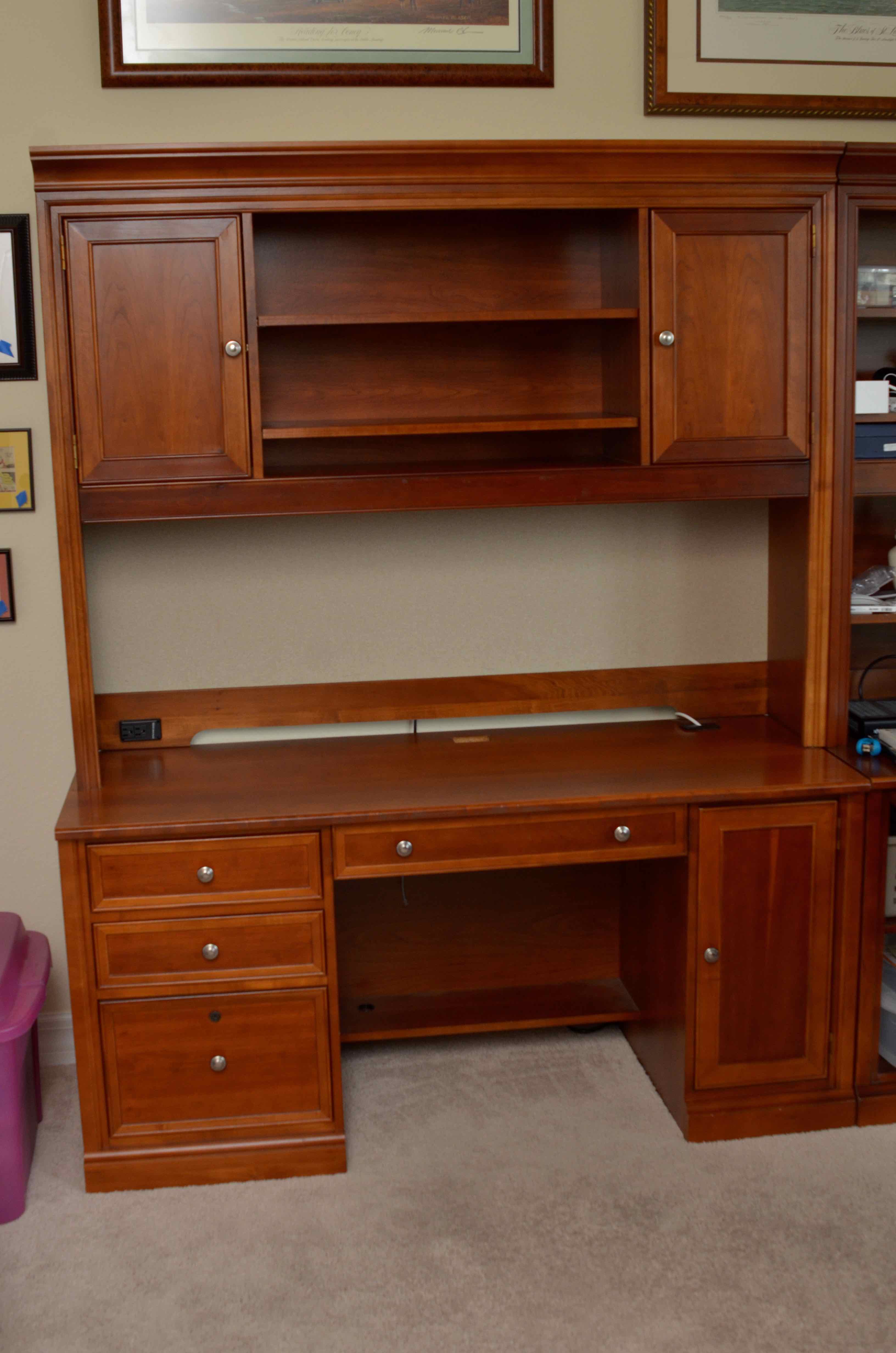 Stanley Furniture Credenza Desk With Hutch