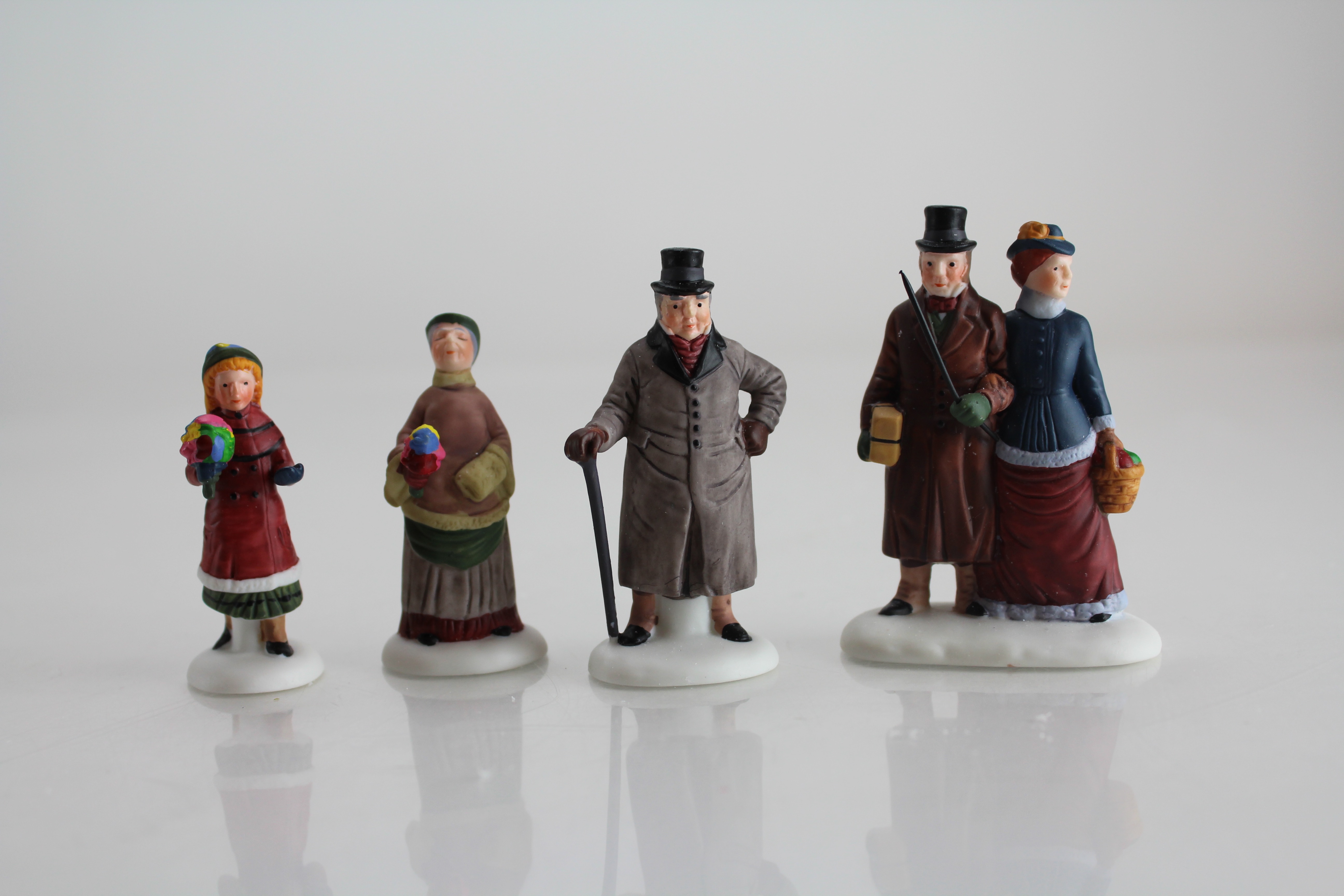 Department 56 Heritage Village Collection of Accessories